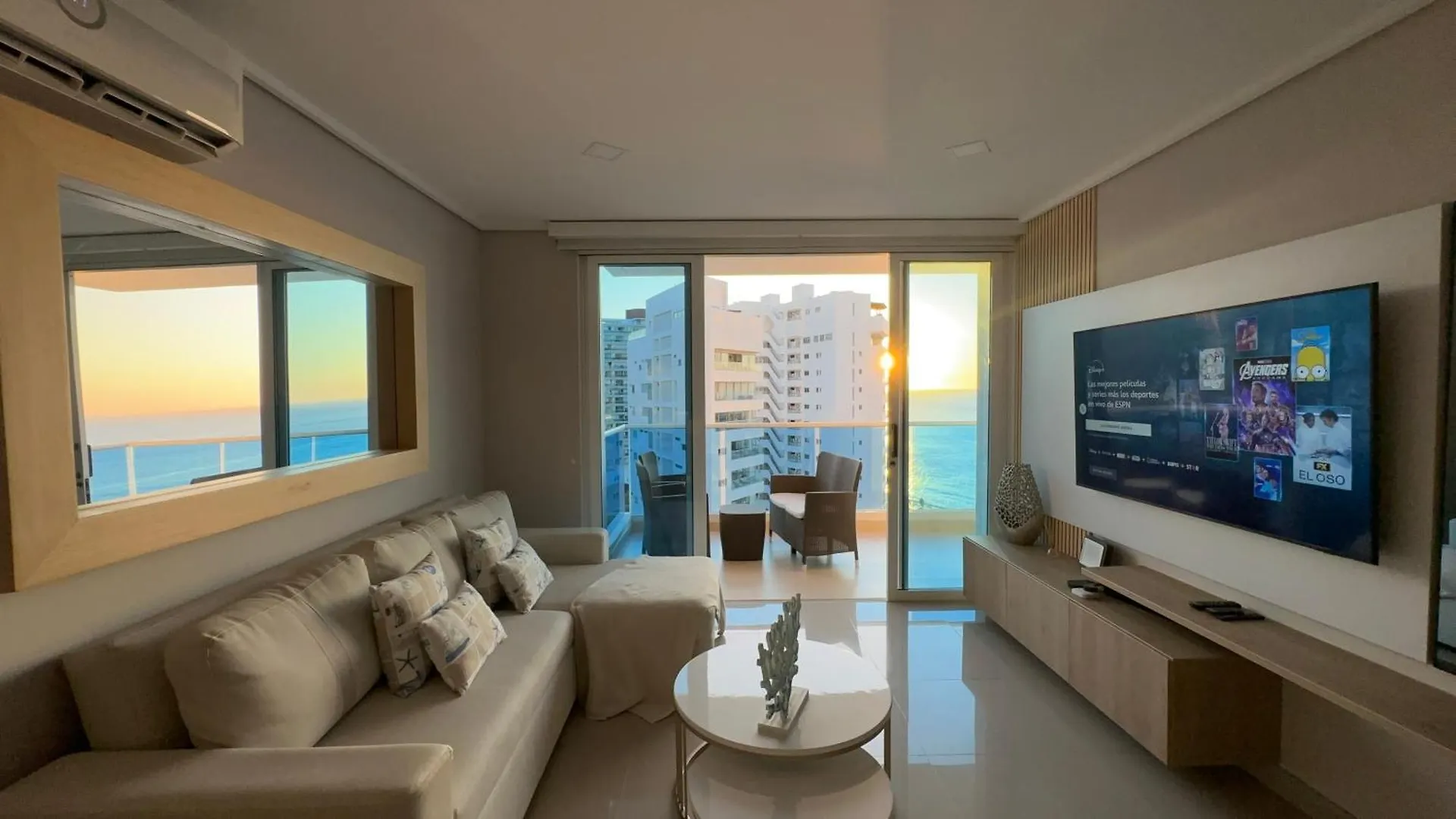 Apto Luxury En Santa Marta Con Vista Al Mar Piscina Y Salida A La Playa